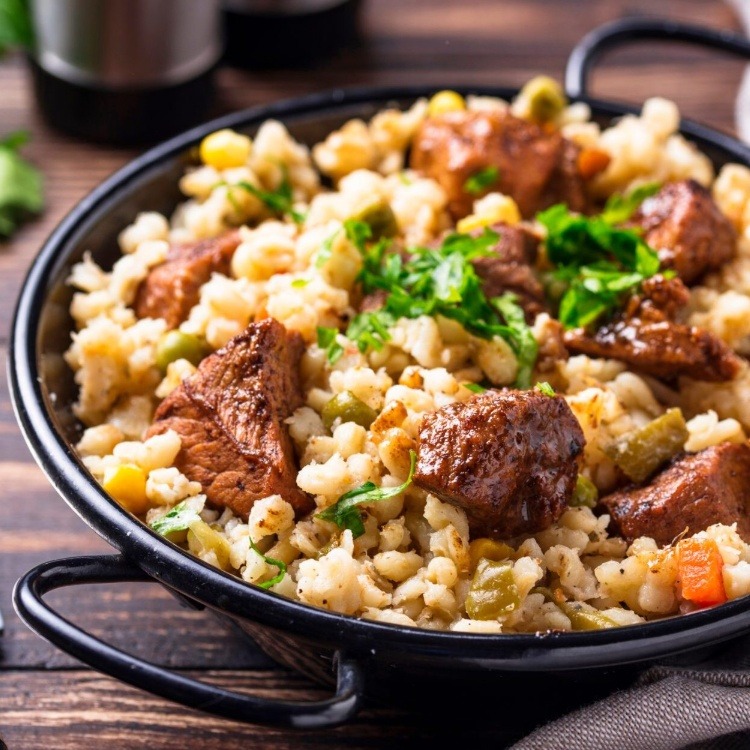Говядина с булгуром и овощами