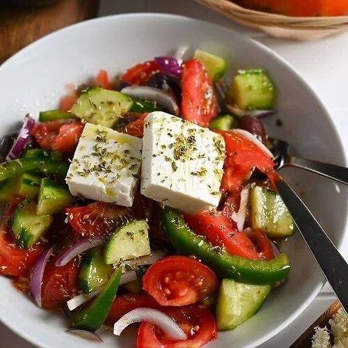 Греческий салат с фетой